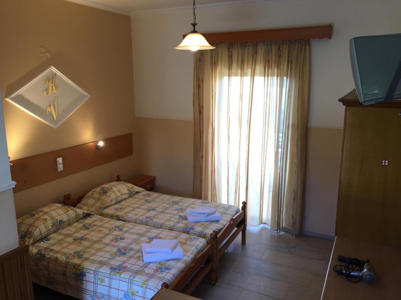 Eleni Apartments アリラス エクステリア 写真
